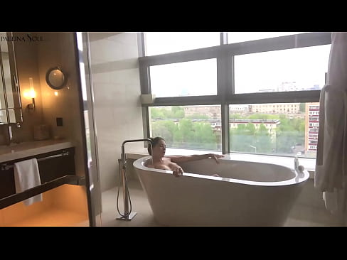❤️ Сјајна беба Страствено дрка своју мацу у купатилу ❤❌ Порно видео код нас ❌❤