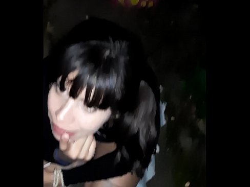 ❤️ На улици натечен пенис у замену за слаткише ❤❌ Порно видео код нас ❌❤